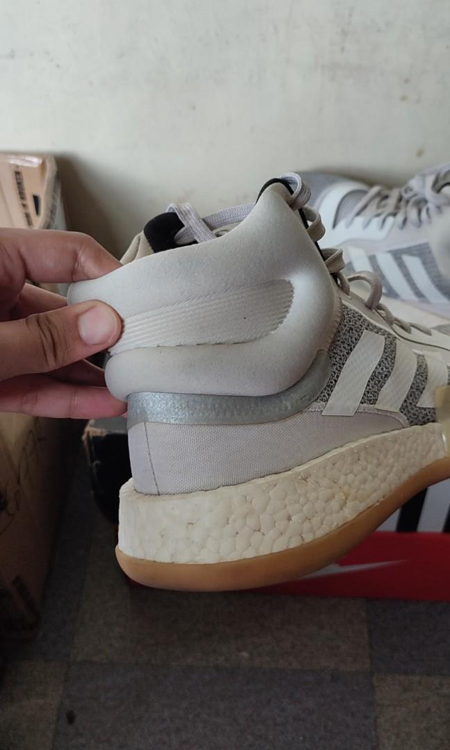 Marque boost store