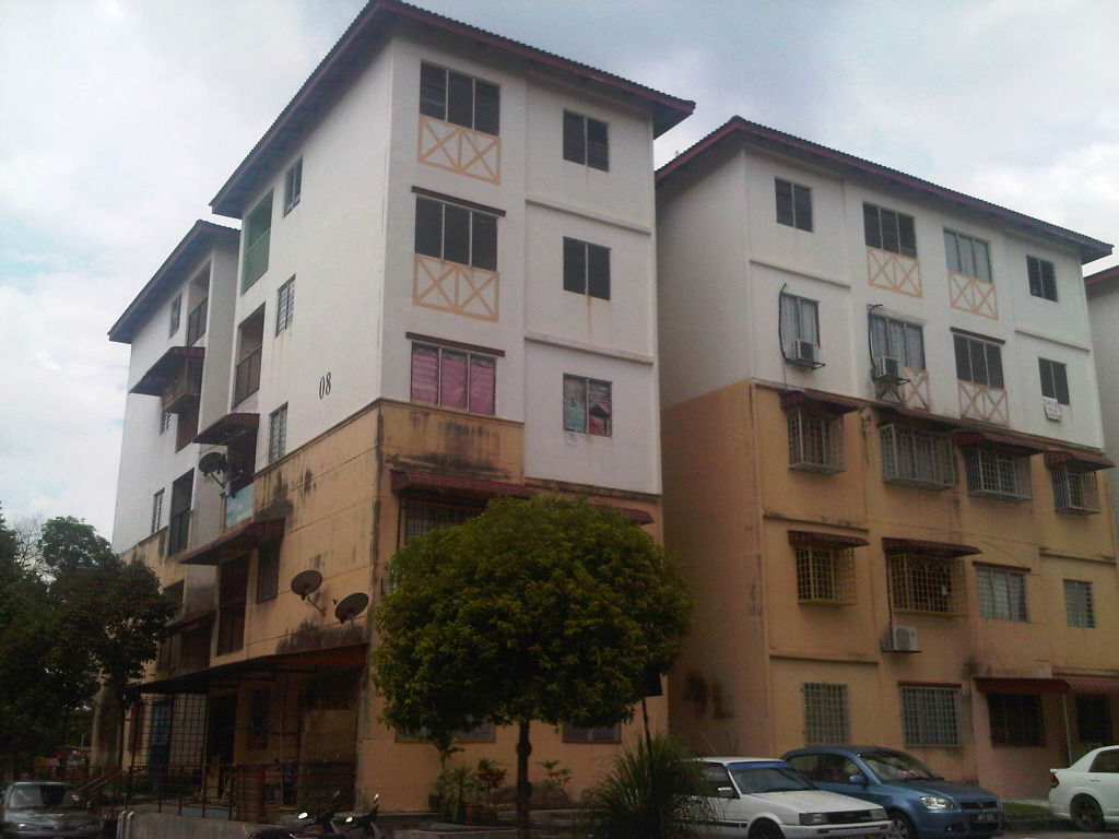 Block 17 Rumah Pangsa Sri Indah Block 17 Rumah Pangsa Sri Indah Seri Kembangan Selangor 3 Bedrooms 650 Sqft Apartments Condos Service Residences For Rent By Nicholas Yap Rm 550 Mo 31064562