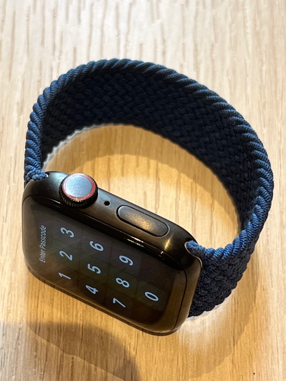 Apple watch space black titanium new arrivals