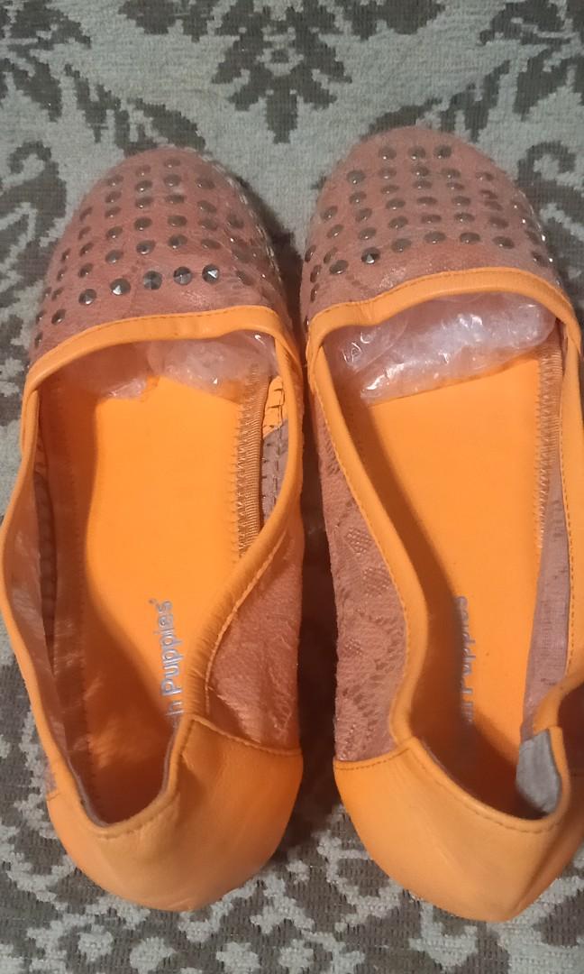 Authentic HUSH puppies Espadrille shoes (Category: Flats & Sandals) located in Caloocan City. Submitted by drum_beater (Listing ID 1123034541, Image 2). Description: Lace and soft leather excellent condition.