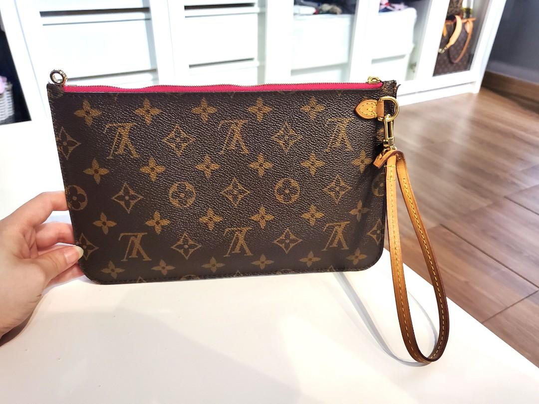 Authentic Neverfull LV pouch/pochette convertible to crossbody