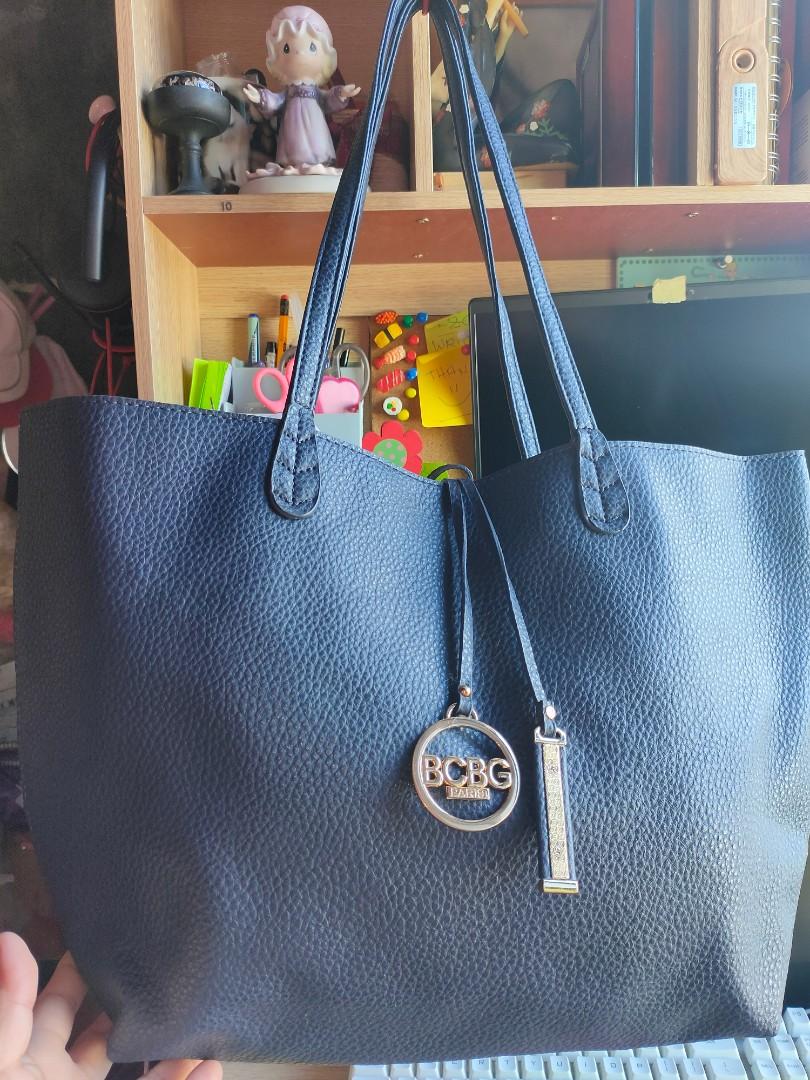 BCBG REVERSIBLE OPEN TOTE BAG