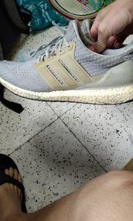 boost  adidas跑鞋
