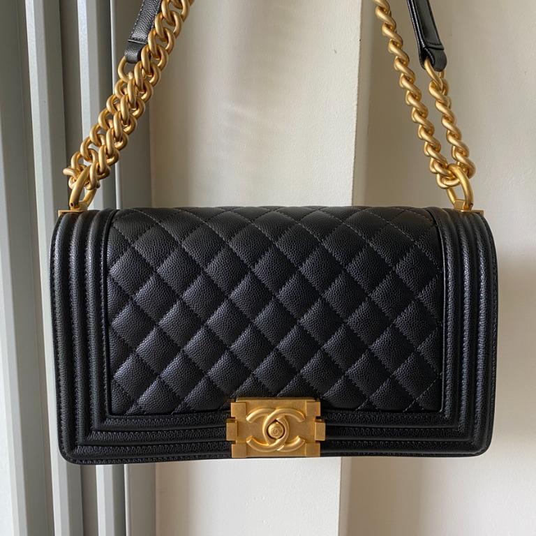 chanel boy gold hardware old medium 25cm, Women's Fashion, Bags & Wallets, Shoulder Bags on