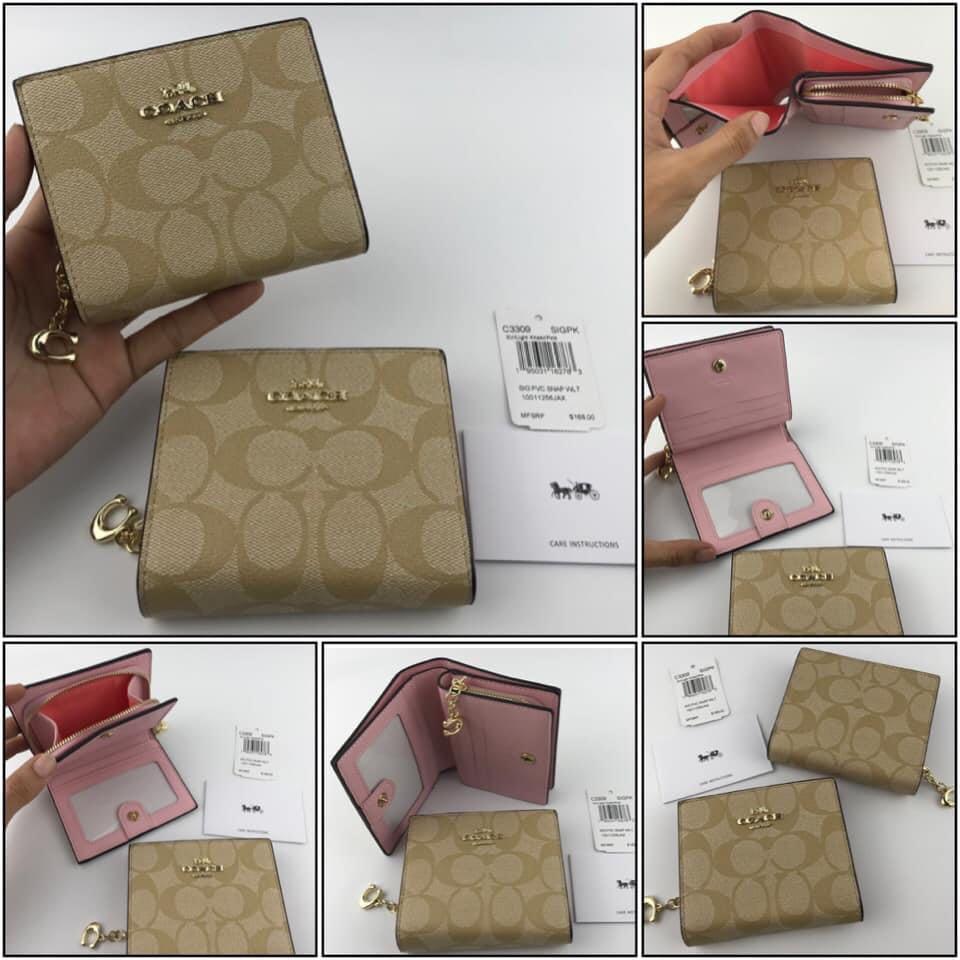 Coach Snap Card Case in Signature Canvas, Women's Fashion, Bags