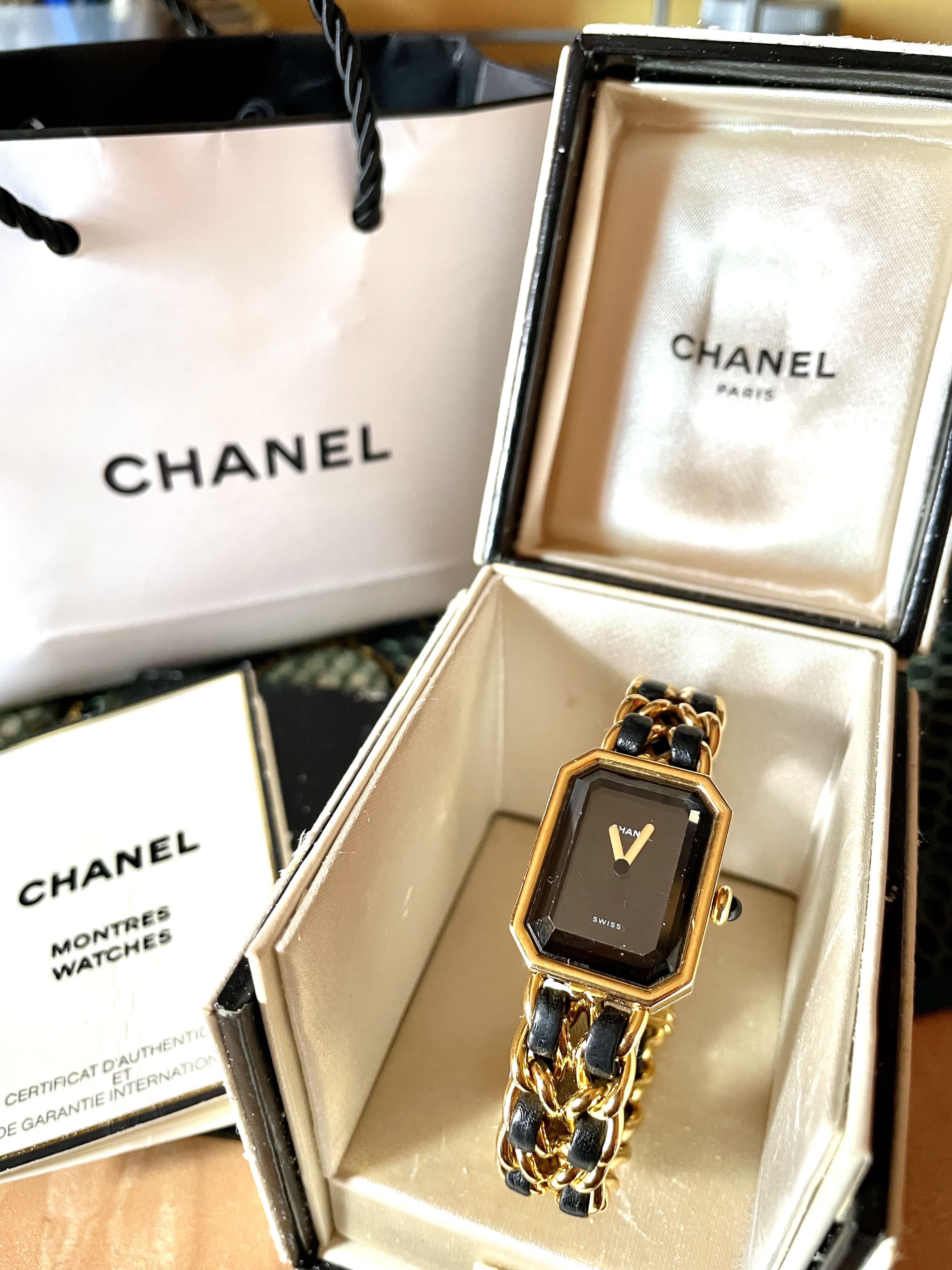 Chanel - Authenticated Première Watch - Gold Plated Black for Women, Good Condition