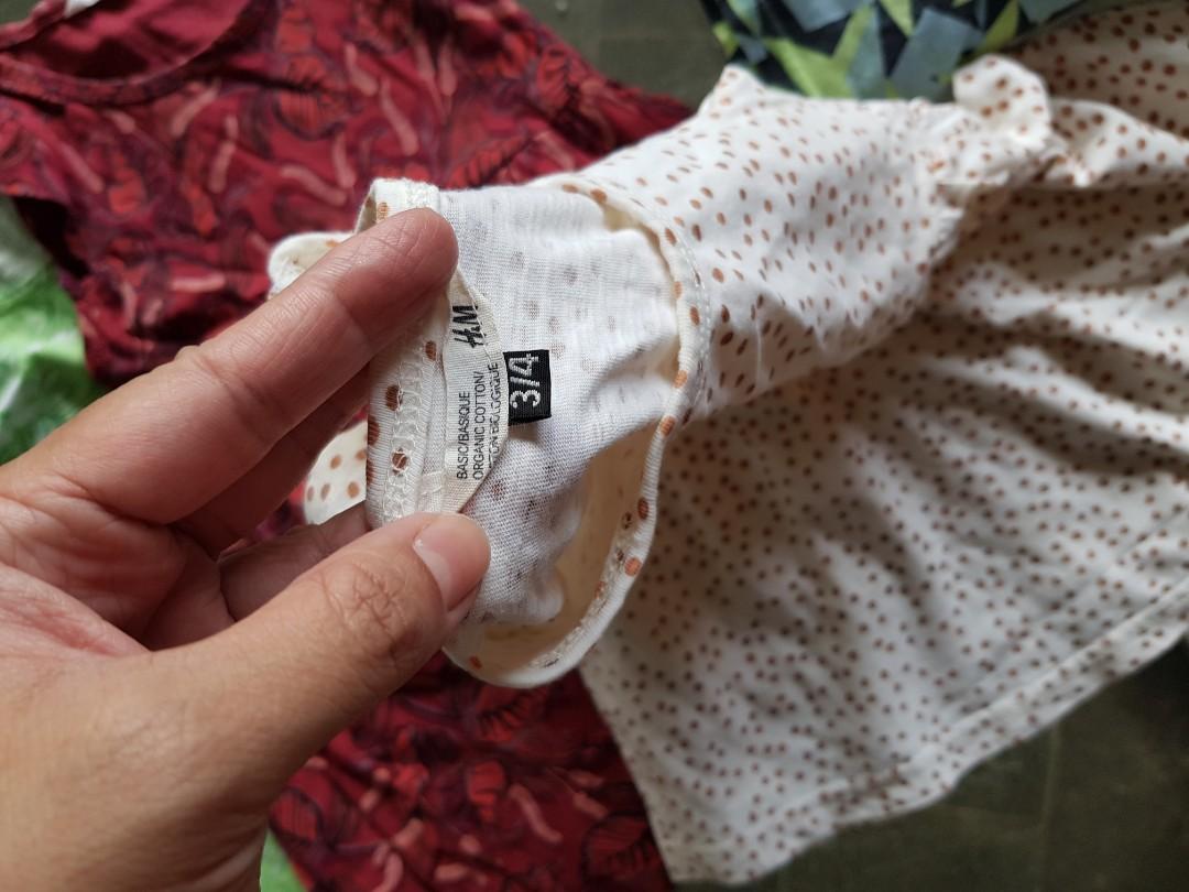 H&M Kids Dress (Category: Babies & Kids Fashion) located in Las Pinas. Submitted by burghat (Listing ID 1123088246, Image 2). Description: ✅ H&M brand overruns but still wearable and affordable. ✅ The blue design is quite big among the dresses, but still ok. ✅ Recommended age 1 to 2 years old until 3. Depends on child's body built ✅ Says 3/4 on tag ✅ Take all 7 for 400 pesos only! ✅ Check last 2 pictures for a hand stitched..
