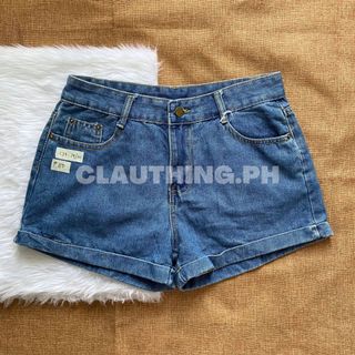 (Category: ) located in . Submitted by clauthing.ph (Listing ID 1122937446, Image 1). Description: .