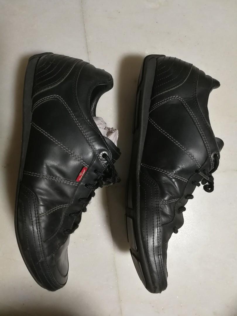 Mens black levi discount shoes
