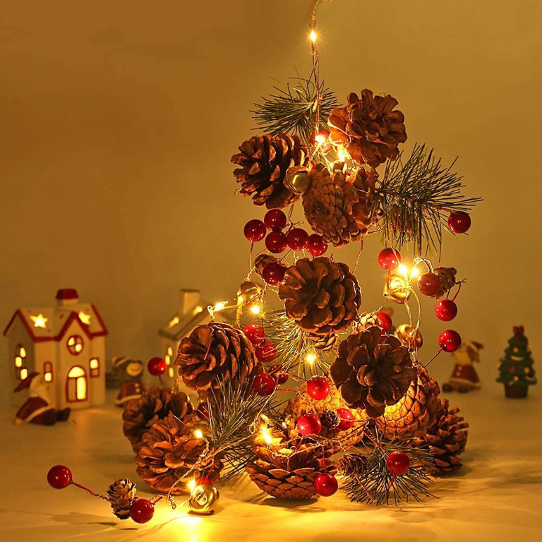 Pine Cone String Lights Garland for Indoor Decorations Fireplace Pine Needle Christmas Lights Red Berry Xmas Wreath 20 Led 2021 Christmas Garland with Lights and Bigger Pine Cones 6.6 FT