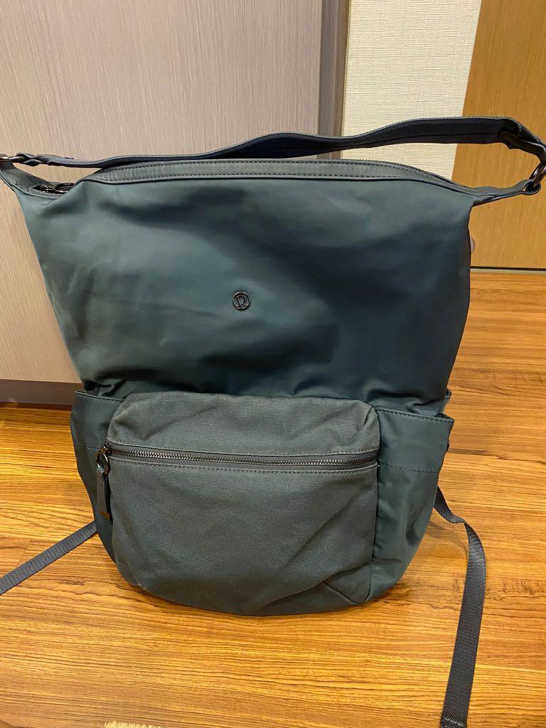 Easy day outlet backpack lululemon
