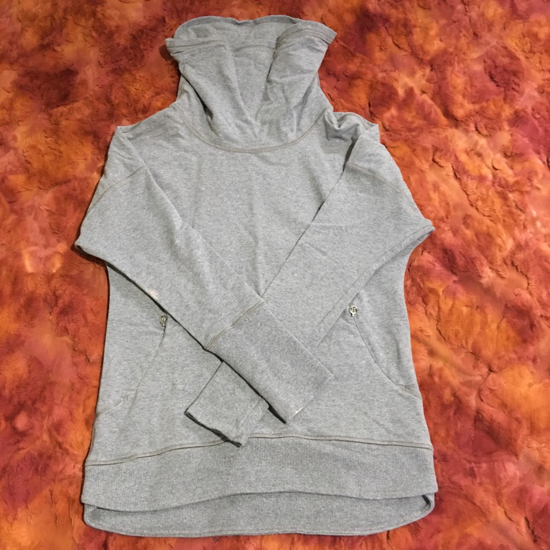 lululemon turtleneck pullover