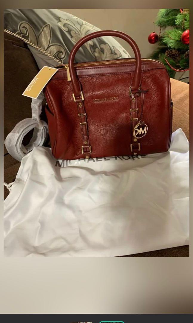 Michael Kors Bedford Legacy Medium Duffel bag, Women's Fashion, Bags &  Wallets, Purses & Pouches on Carousell