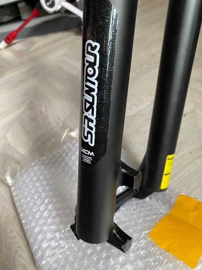 Mountain bike front suspension fork Suntour, Sports Equipment