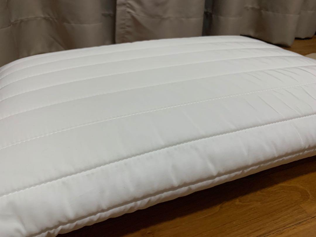 (Sale)Muji Urethane Foam Low Repulsion Quilt Pillow, 43 x 63cm