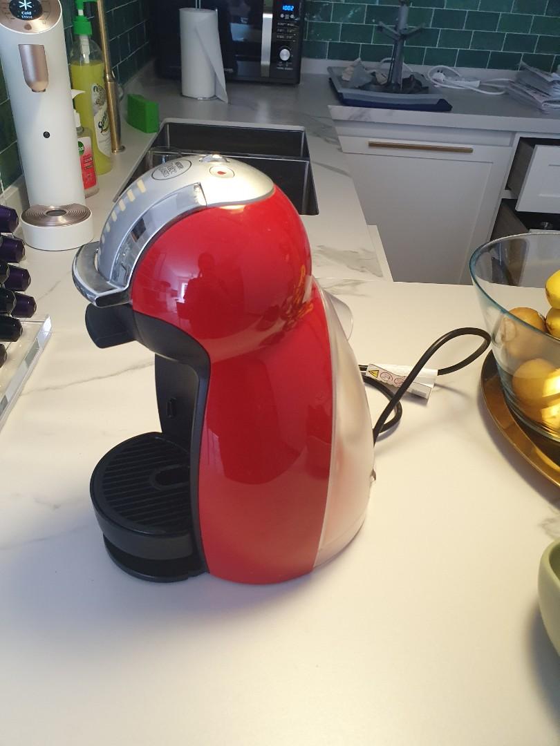 Nescafe Dolce Gusto coffee machine, TV & Home Appliances, Kitchen