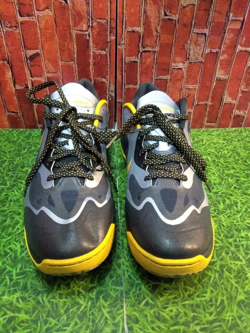 Nike max ham low Fesyen Pria Sepatu Sneakers di Carousell