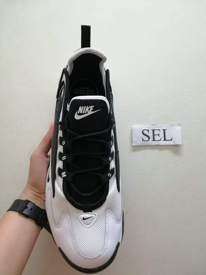 nike zoom 2000 black and white
