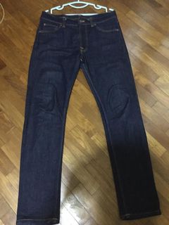 (Category: ) located in . Submitted by est90 (Listing ID 1123082059, Image 1). Description: .