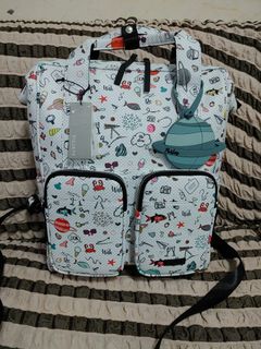 (Category: ) located in . Submitted by ootdanywhere (Listing ID 1123106859, Image 1). Description: .