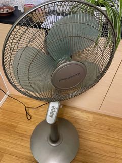 （分類：）位於 。 由 sailars 提交（商品編號 1123021710，圖片 1）。簡介： 。