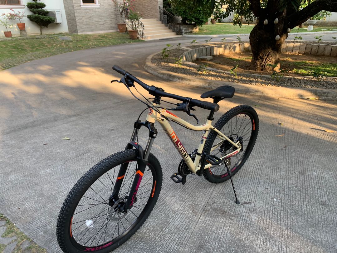 2021 polygon cleo 2 best sale 27.5 inch women's mountain bike