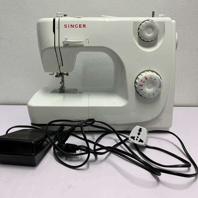 Singer Portable Sewing Machine Model 8280 Mesin Jahit, TV & Home Appliances, Washing Machines