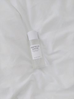 (Category: ) located in . Submitted by skincaredestashed (Listing ID 1122975052, Image 1). Description: .
