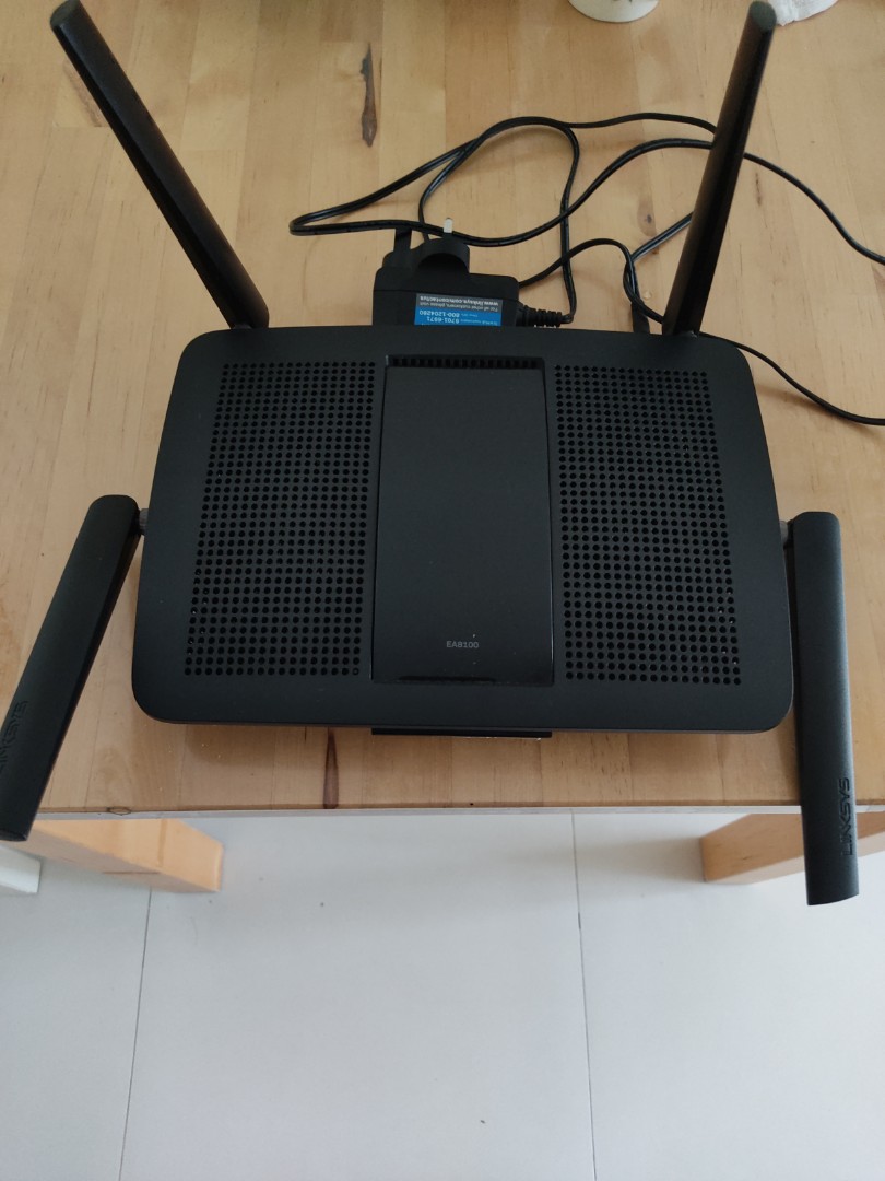 Starhub Isp Router Router, Computers & Tech, Parts & Accessories, Networking on Carousell