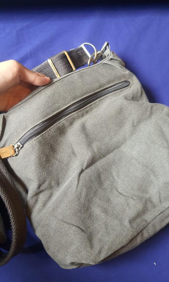 Travelon AntiTheft Heritage Hobo Bag, Women's Fashion, Bags & Wallets