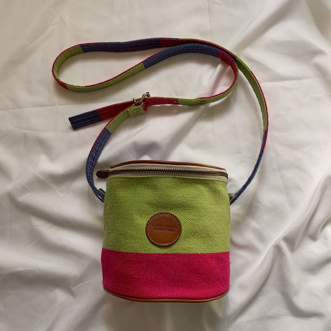 United Colors of Benetton Crossbody Bag, Women's Fashion, Bags ...