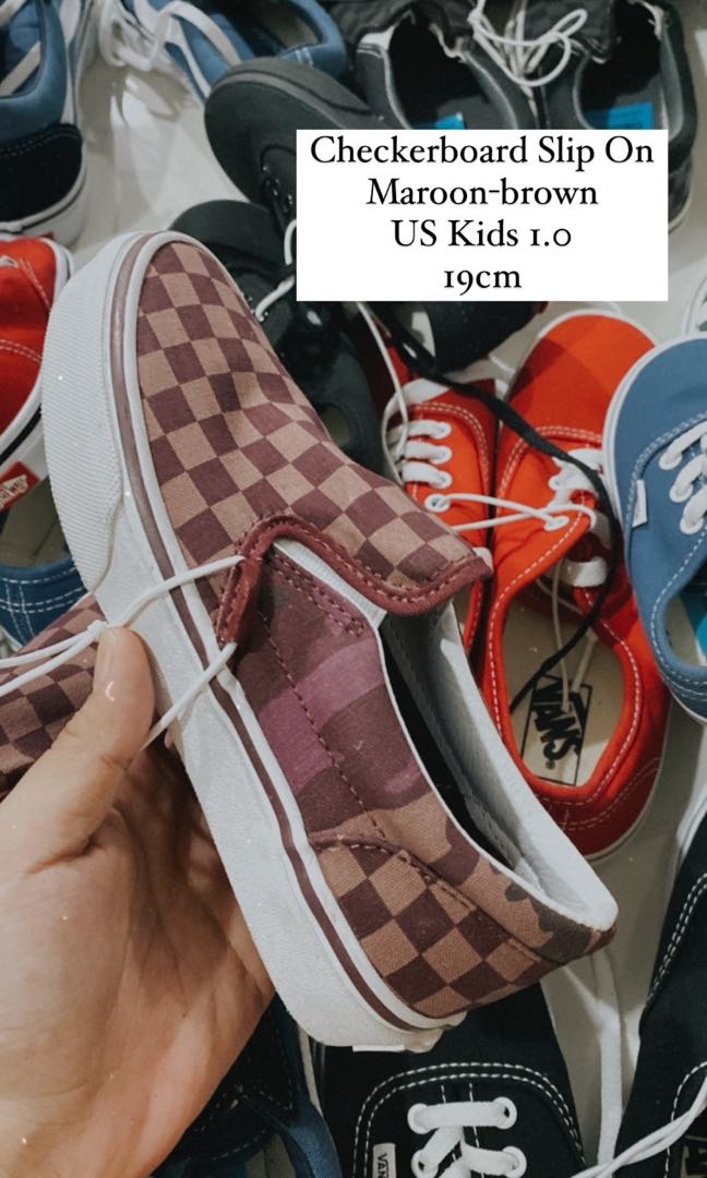 vans checkerboard maroon