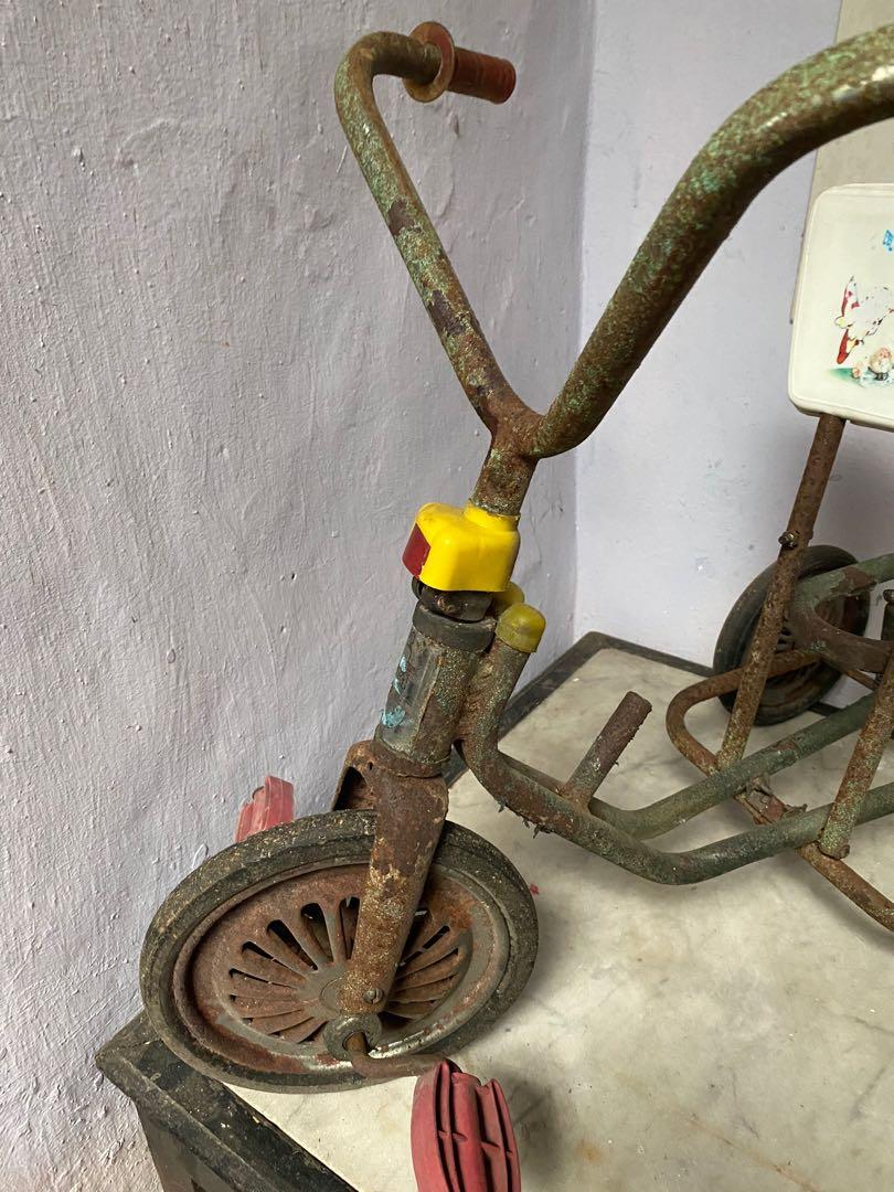 Vintage Child Tricycle., Hobbies & Toys, Collectibles & Memorabilia