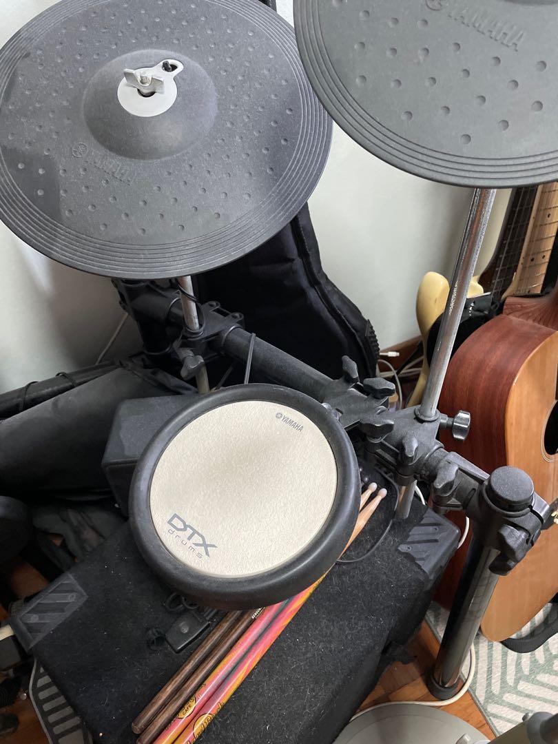 Yamaha DTX 500 Electronic Drum Kit + Subwoofer, Hobbies & Toys, Music