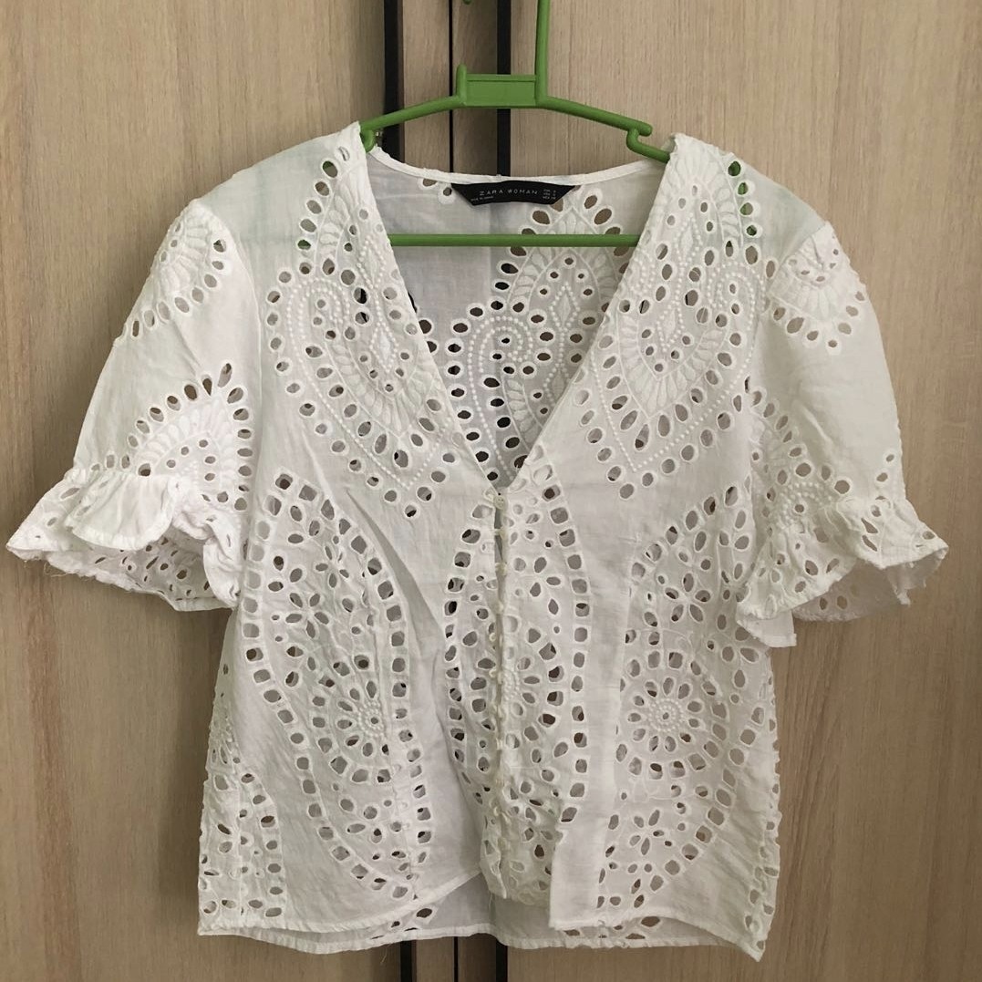 Zara eyelet blouse, Women's Fashion 