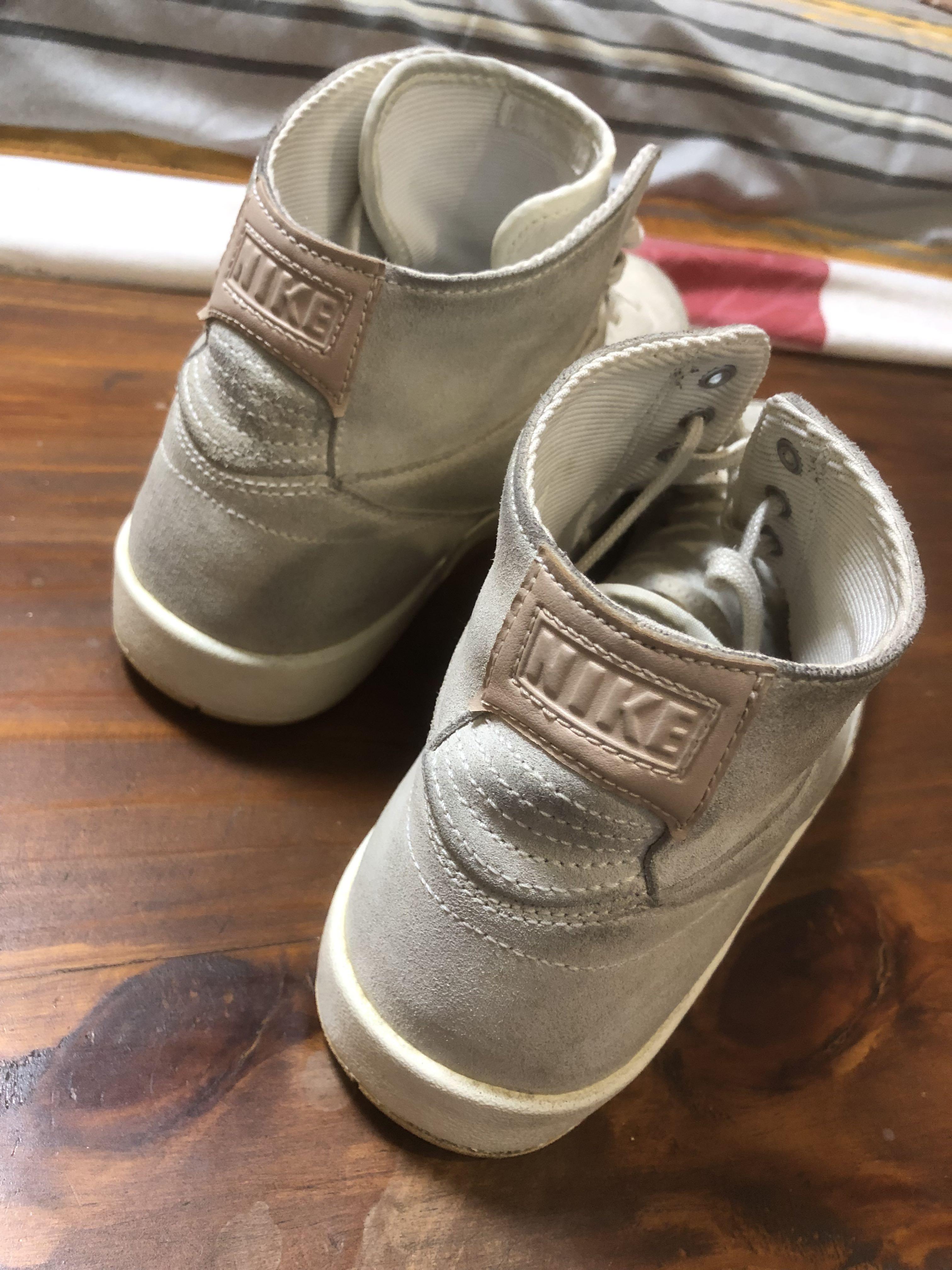 Air jordan 2 top retro decon sail