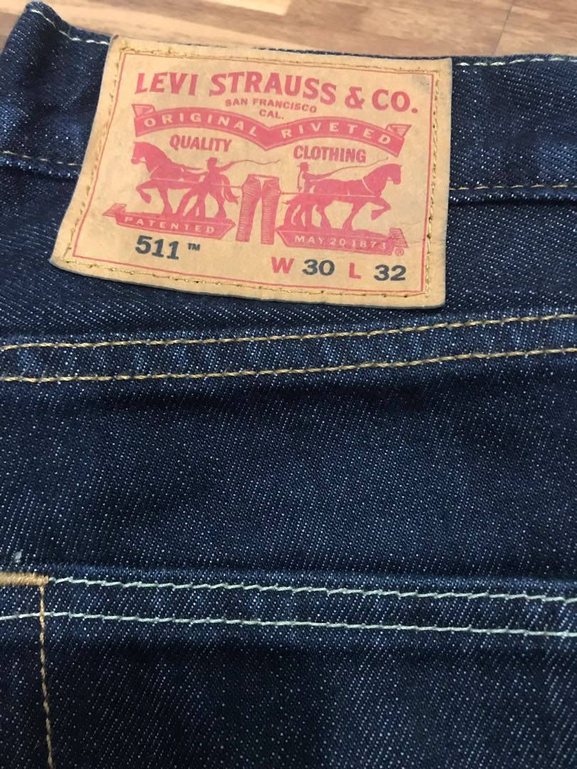 levis 814