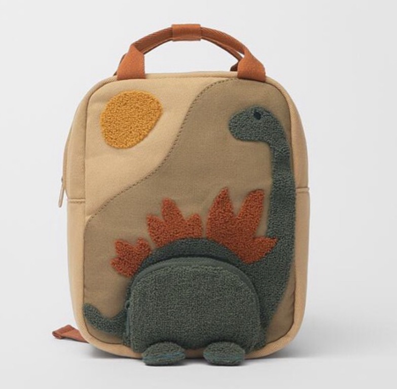 Backpack zara dino, Fashion, Wanita di Carousell