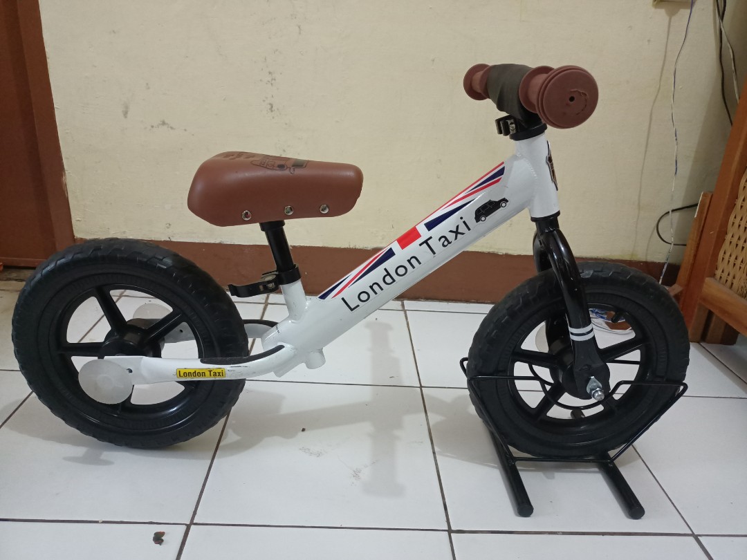 Balance bike london taxi bekas online