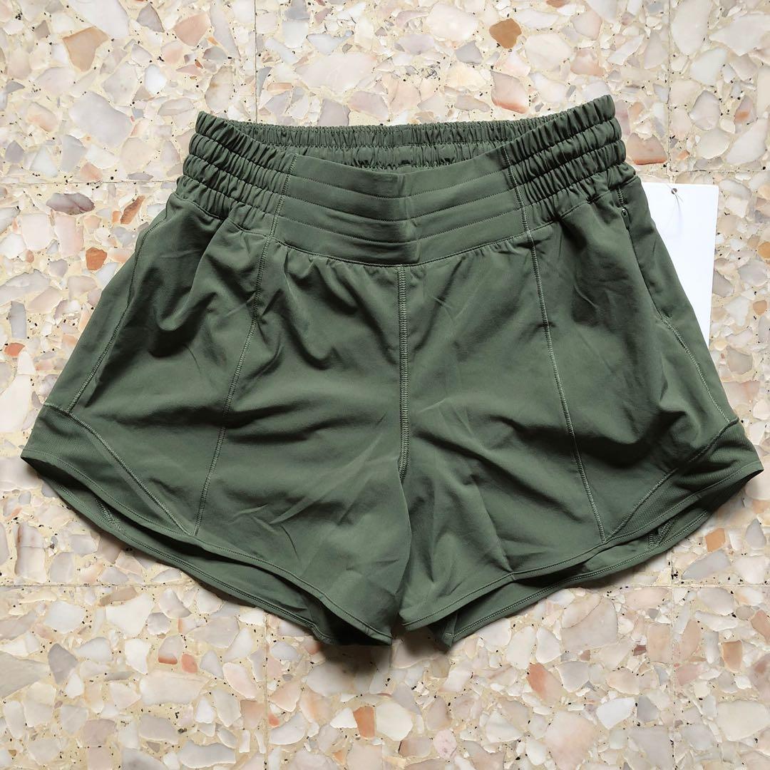 BN Lululemon Hotty Hot Shorts HR 4” Sz 