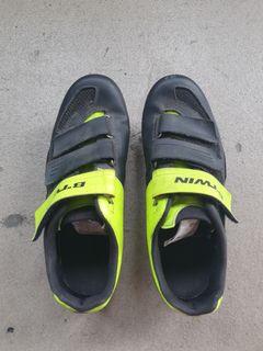 B-twin Road cycling shoe