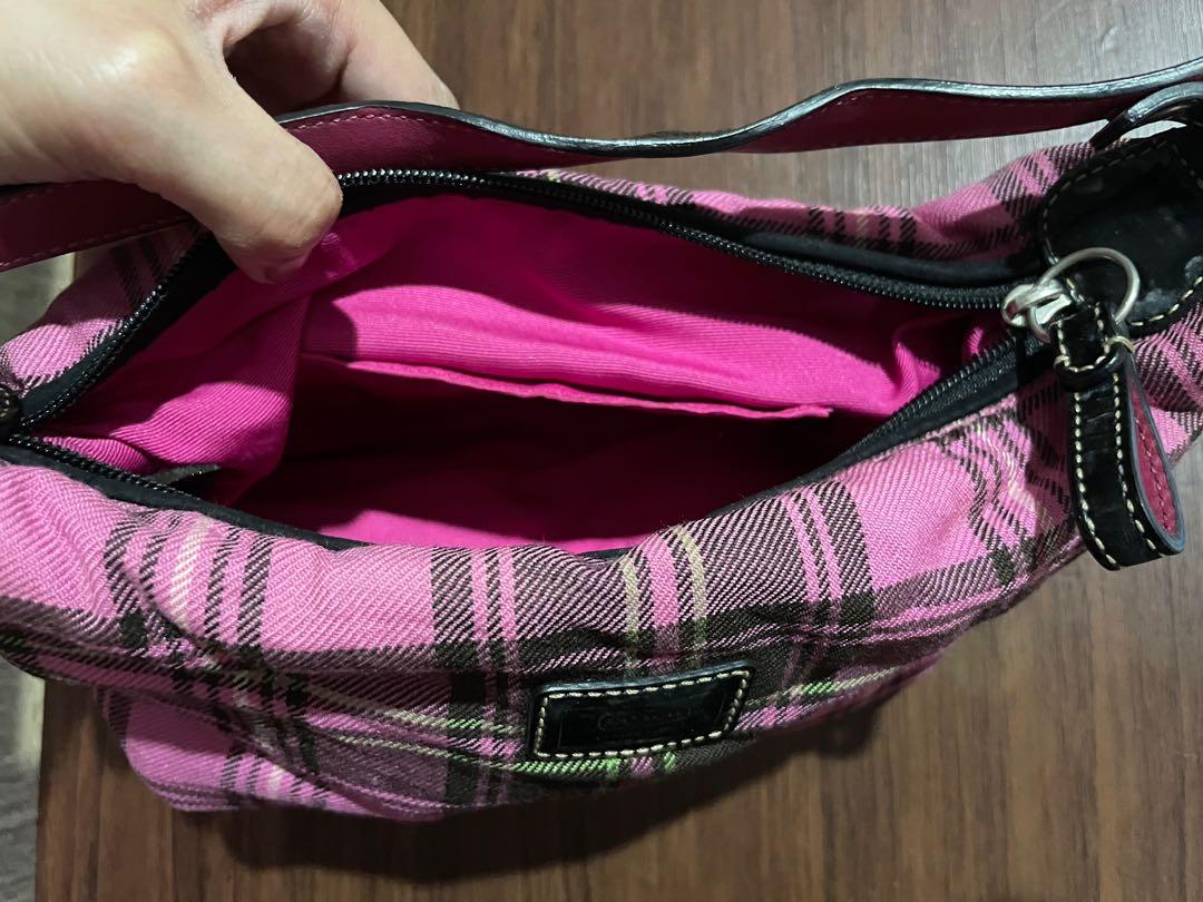 Coach plaid black pink (Category: Luxury Bags & Wallets) located in Quezon City. Submitted by stewie.s (Listing ID 1124841236, Image 2). Description: .