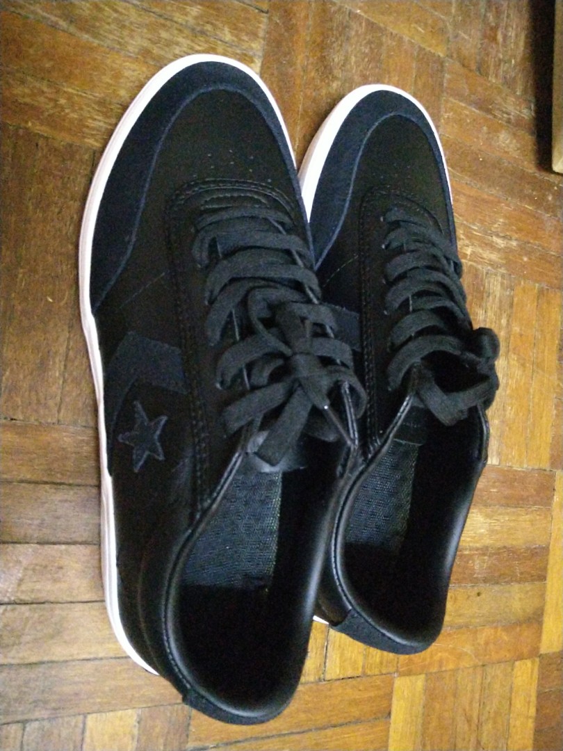 Converse best sale courtlandt sneaker