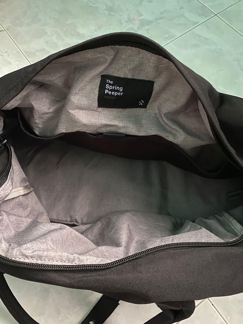 Crumpler Spring Peeper Holdall Men s Fashion Bags Sling Bags on Carousell