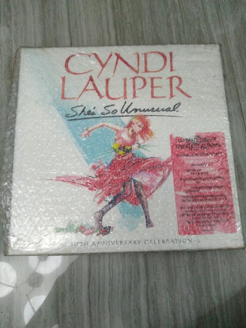 Cyndi Lauper Shes So Unusual A 30th Anniversary Celebration Signed Hobbies And Toys Music 