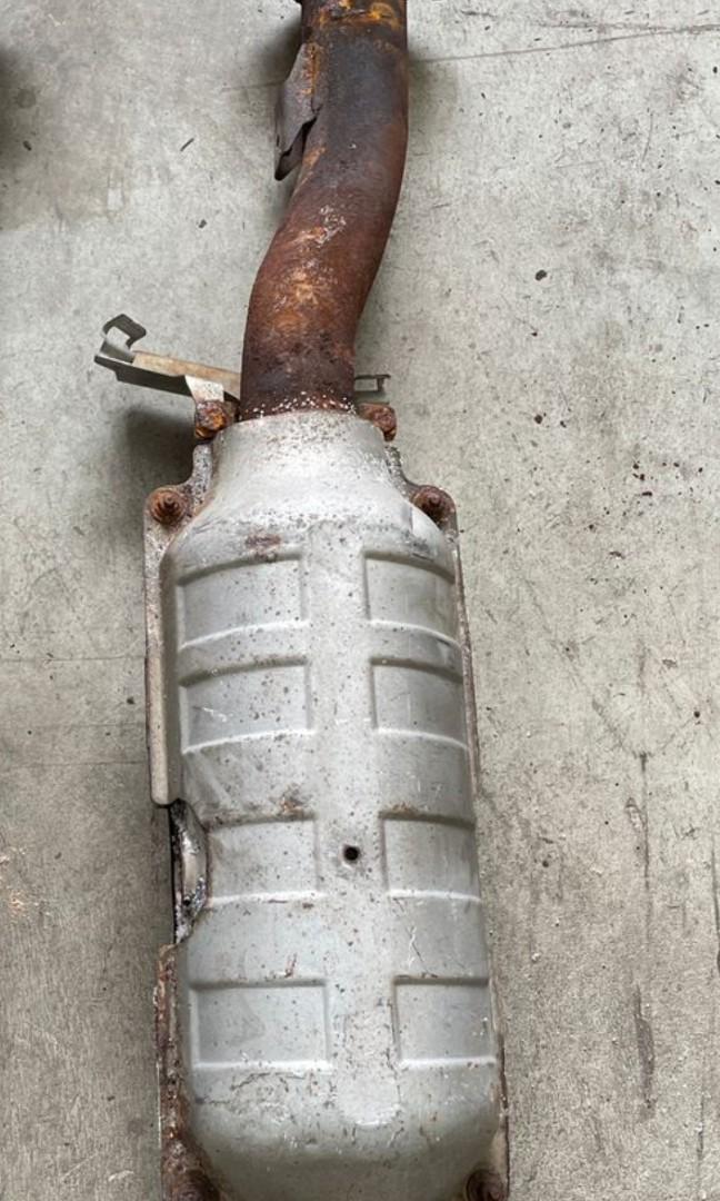 Evo x catalytic converter, Car Accessories, Accessories on Carousell