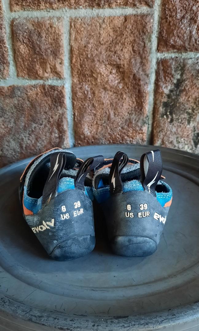 Evolv Titan Climbing Shoe, Sports Equipment, Sports & Games, Water