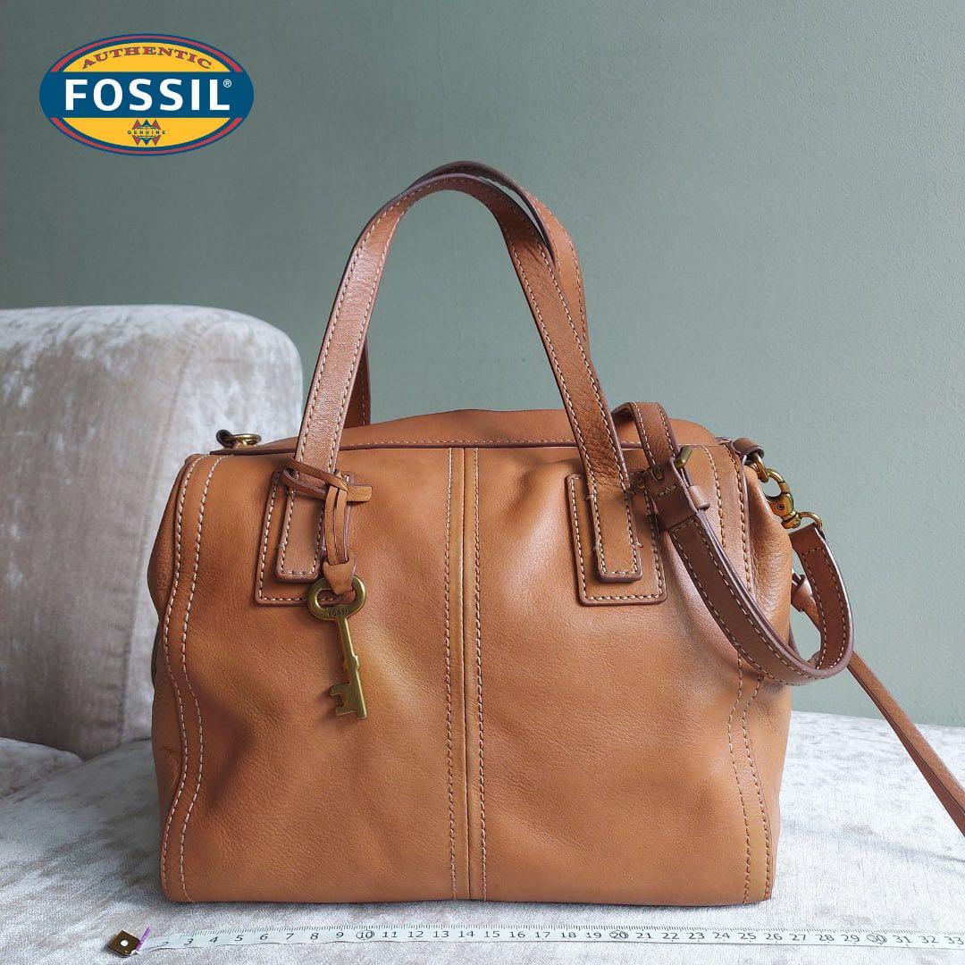 Fossil speedy hotsell bag