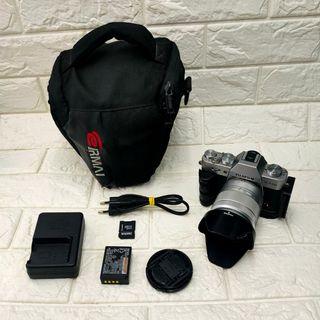 Fujifilm Xt20 64gb lens Metalgrip Bag