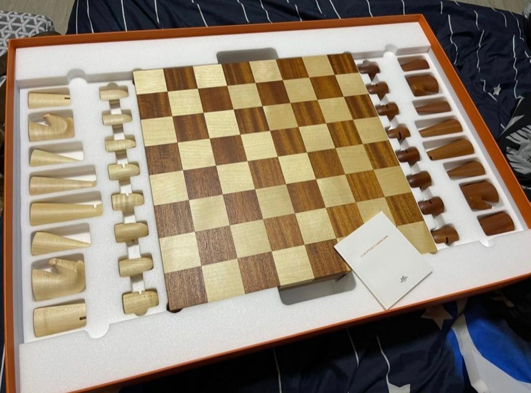 Hermes Samarcande Chess Set Sycamore Mahogany Crocodile Handles New w/